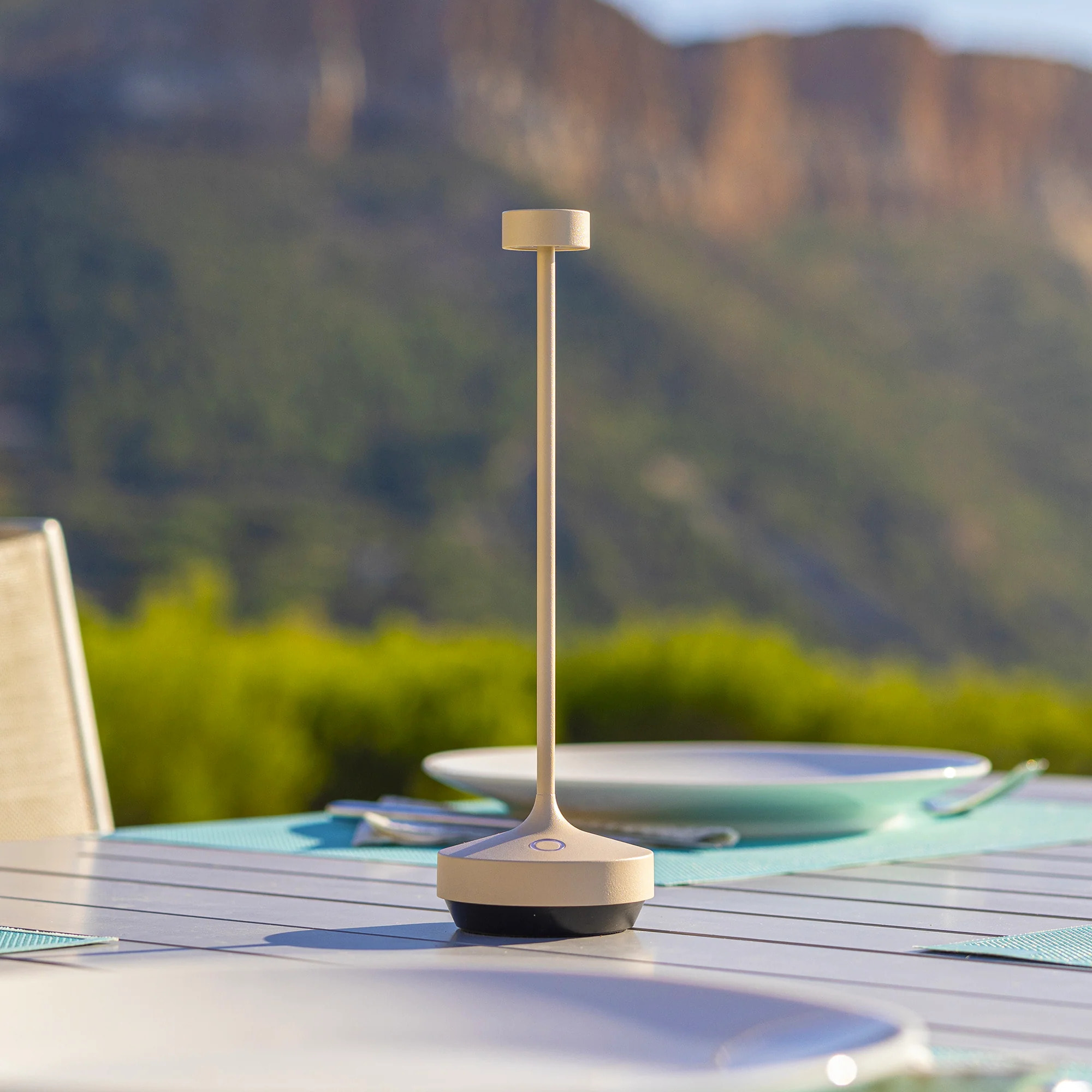 Lampe de table sans fil RUBY Sable H25cm