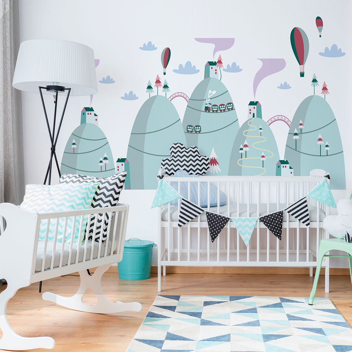 Stickers muraux enfants - Décoration chambre bébé - Autocollant Sticker mural géant enfant montagnes scandinaves MONTGOLFIÈRES SPECTACULAIRES