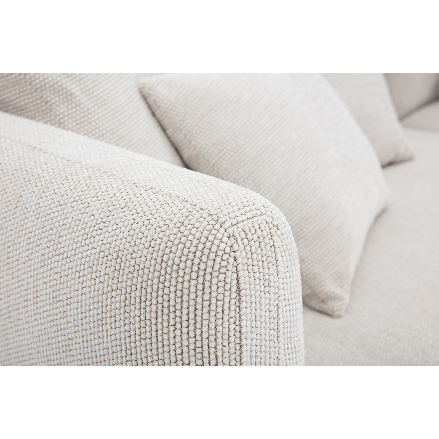 Canapé design 3-4 places en tissu effet velours chenillé beige clair et métal chromé IGLESIAS
