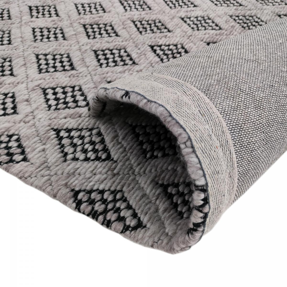 Tapis Kilim épais Bace, tissé à plat à à la main à base de plastique recyclé