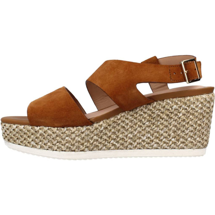 Sandalias Mujer de la marca GEOX  modelo D LIPARI E MARRON