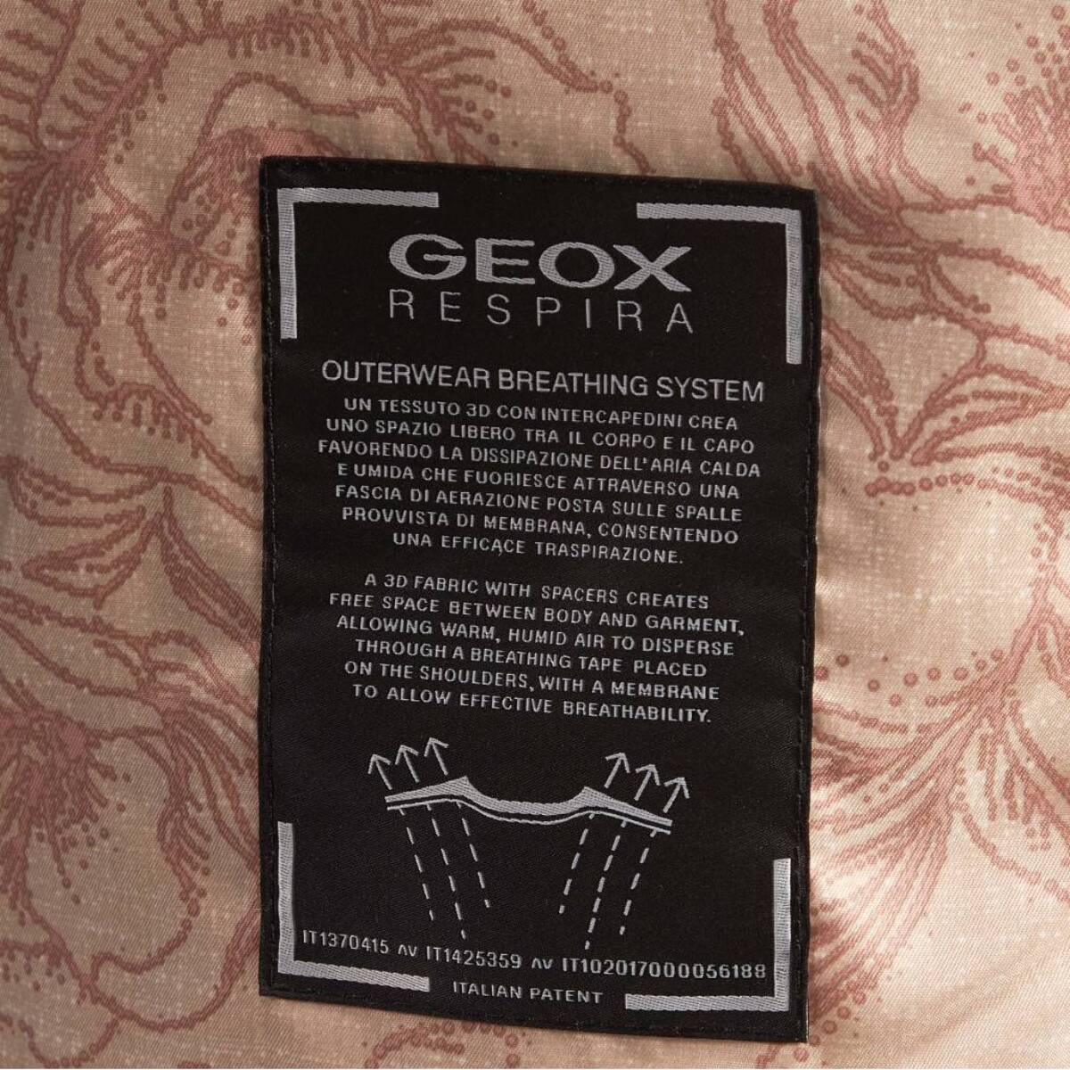 Chaqueta Mujer de la marca GEOX  modelo W GENZIANA SHORT JKT NUDE