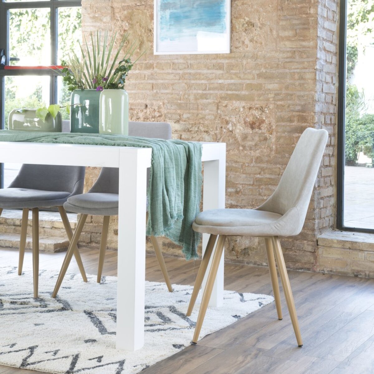 Chaise rembourrée Devon -tissu et bois-couleur beige 47 x 87 x 51 cm