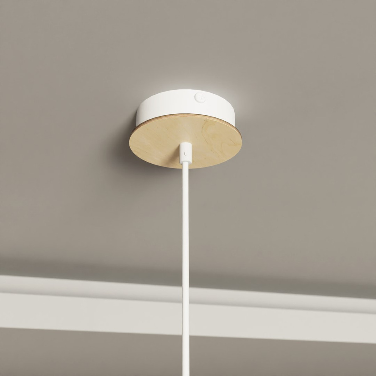Lampada a sospensione KOBE in acciaio bianco e legno naturale