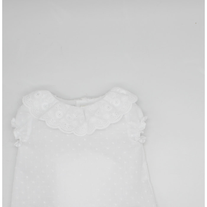 BLUSA PLUMETI MANGA CORTA Y CUELLO TIRA BORDADA