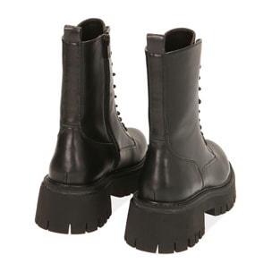 Anfibi neri, tacco 5,5 cm