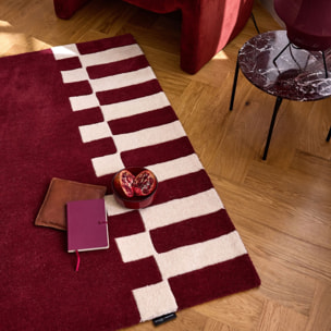 PANTONE - Tapis en laine fait main Rouge D'ORAGE à motif géométrique bordeaux