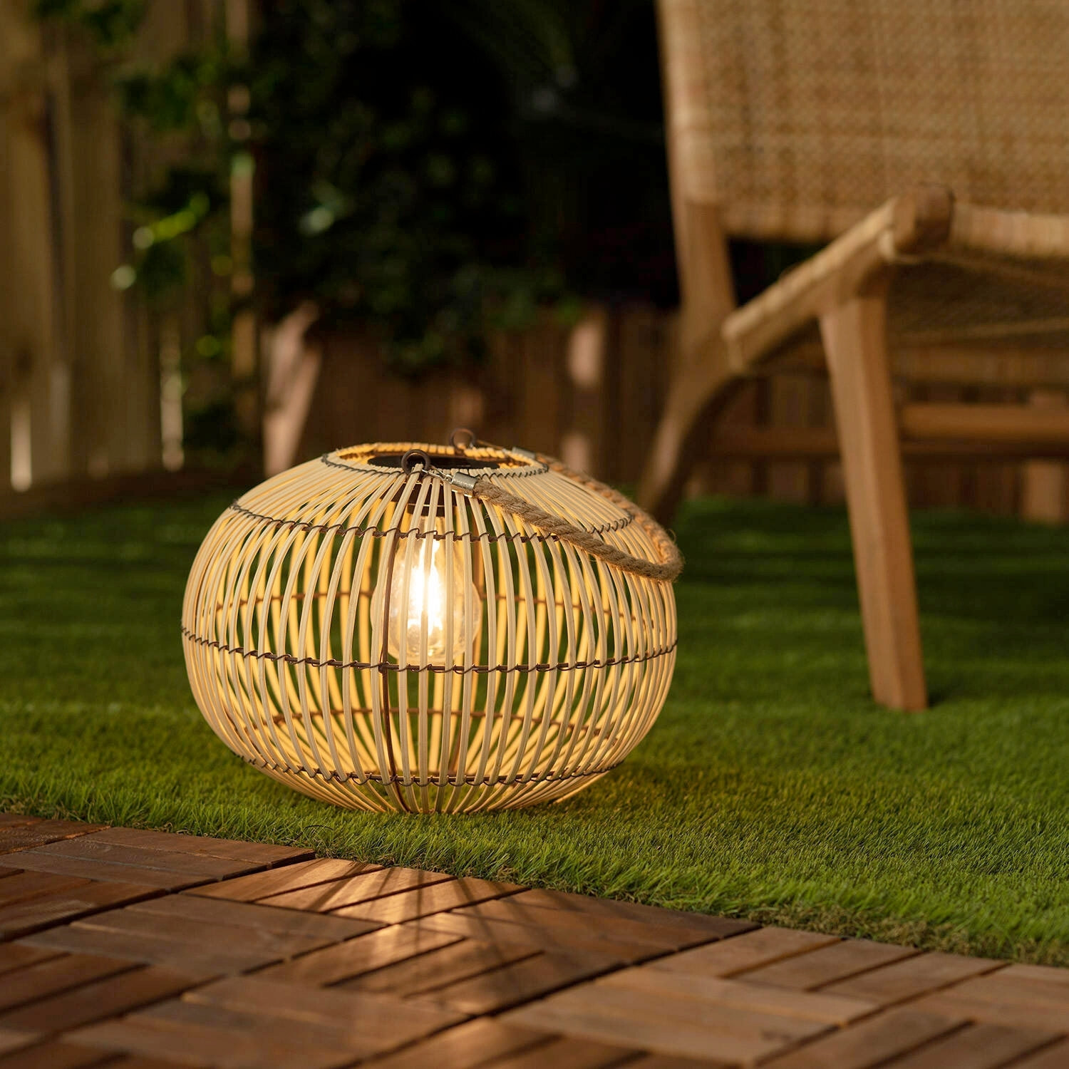 Lampe extérieur solaire LED à suspendre ou à poser Lilou rotin naturel Ø 31.5cm