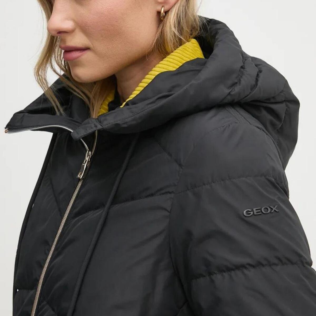 Chaqueta Mujer de la marca GEOX  modelo W DALYLA M NEGRO