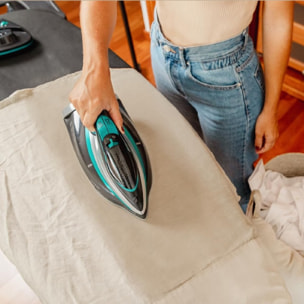 Plancha Horizontal IronHero 3100 Cordless. 3100 W, Tecnología Power Steam, Vapor