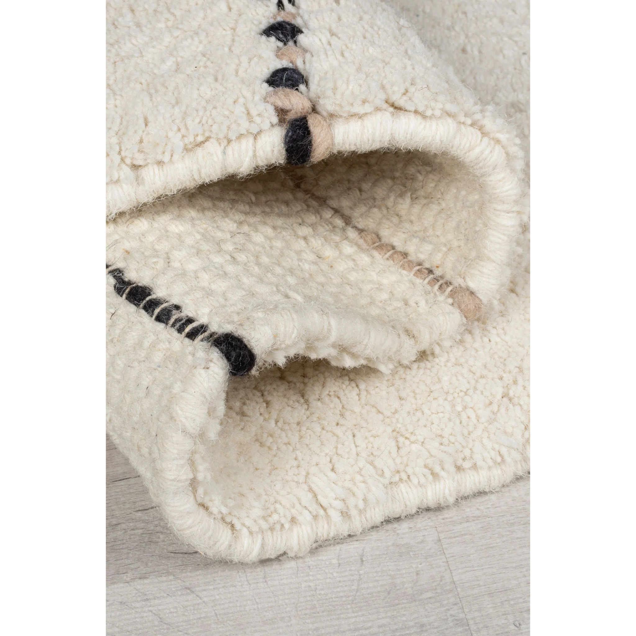 Tapis en laine noir DOTTIE GEOMETRIC Noir