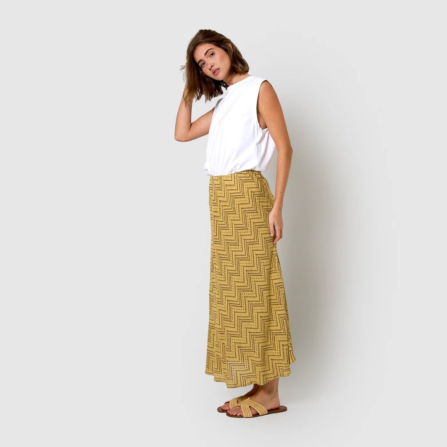 Falda midi bambula detalles plisados conwy verpistacho
