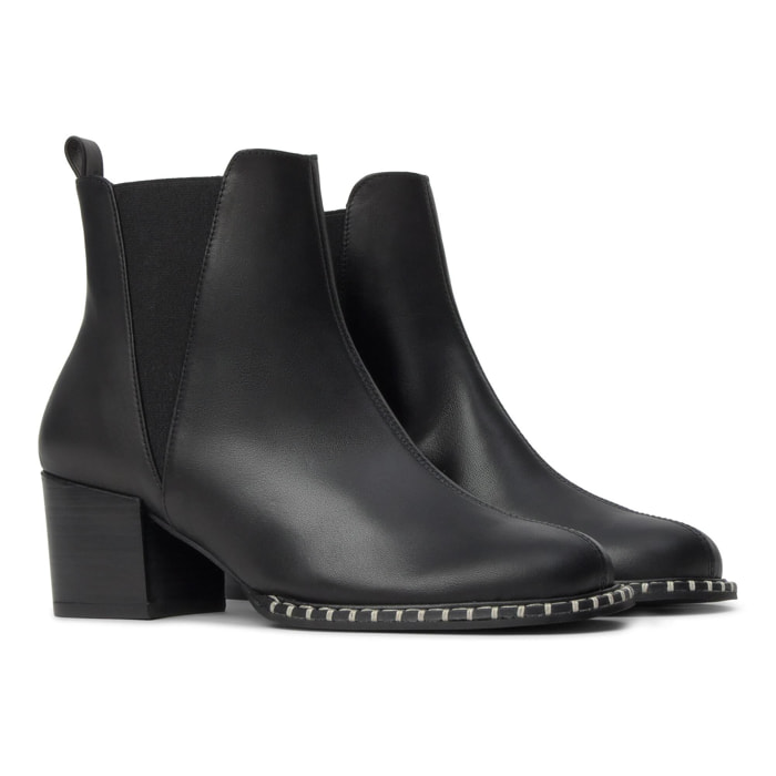 Botín de tacón Neandra en napa con cierre elástico