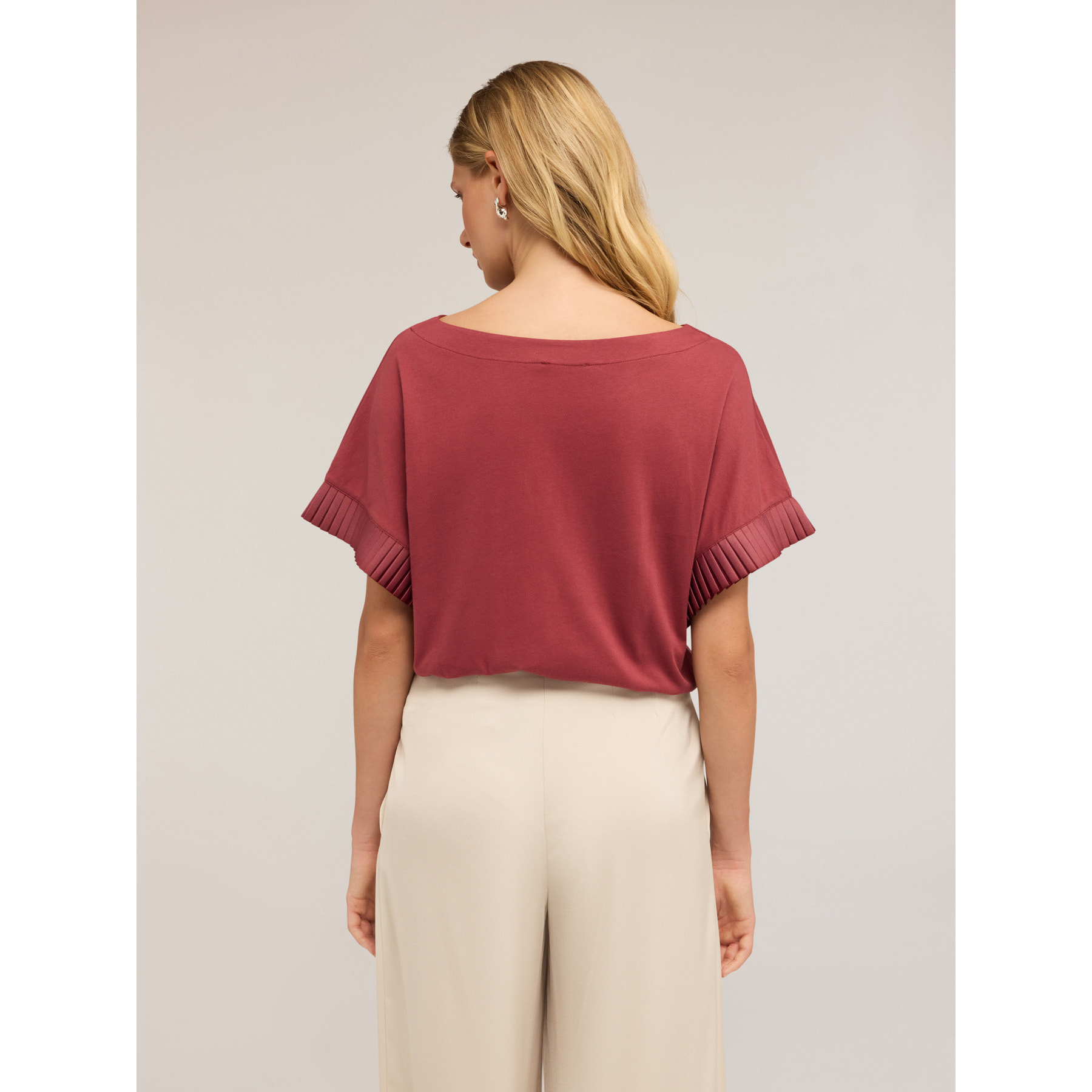 Motivi - Camiseta con mangas plisadas - Burgundy