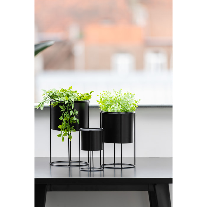 J-Line Pot de fleurs avec pieds, pot de fleurs en noir, support de fleurs en métal pour plantes d'intérieur et fleurs, pot de plantes comme décoration de table, décoration de plantes et décoration de salon, 11x11x19 cm