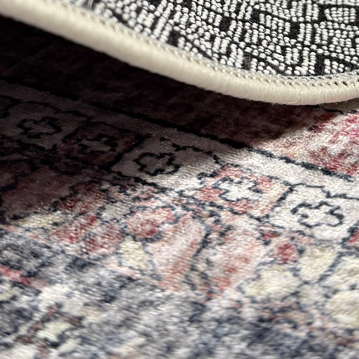Tapis salon kilim motif oriental, ORIA, tissée et chaleureuse