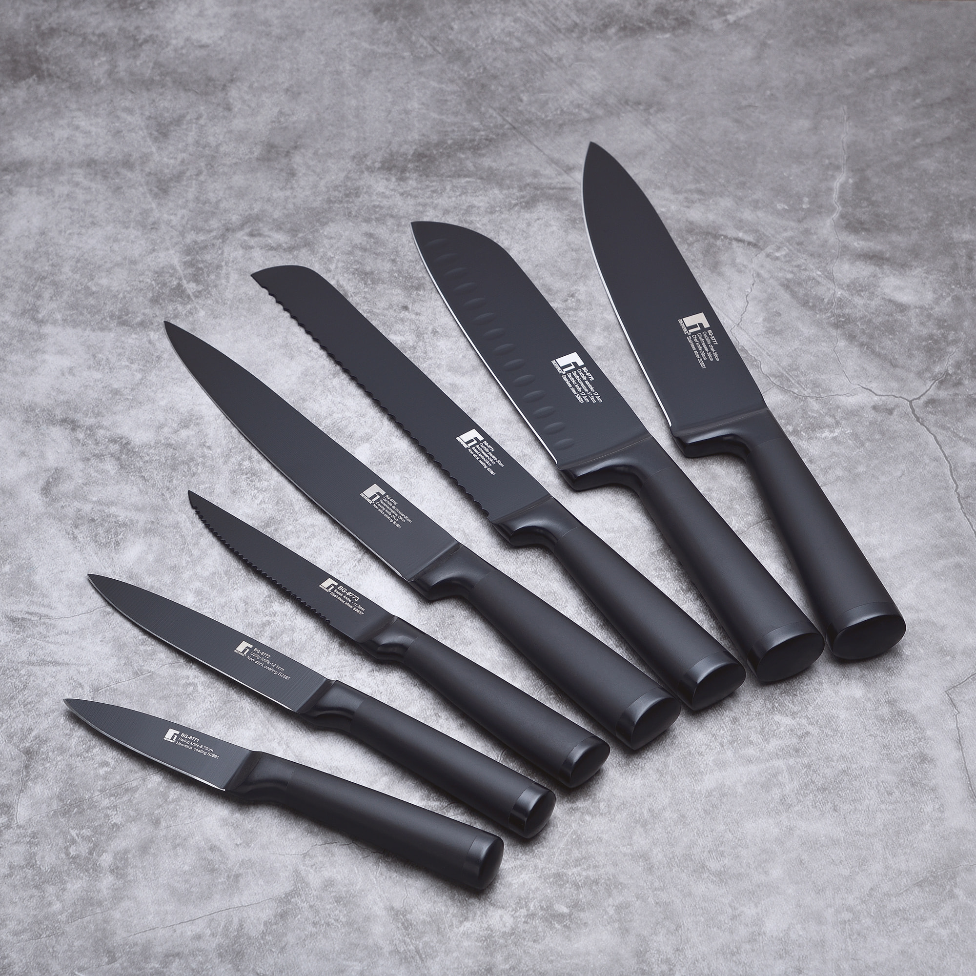 CUCHILLO MULTIUSOS 12.5CM  BLACK BLADE Bergner