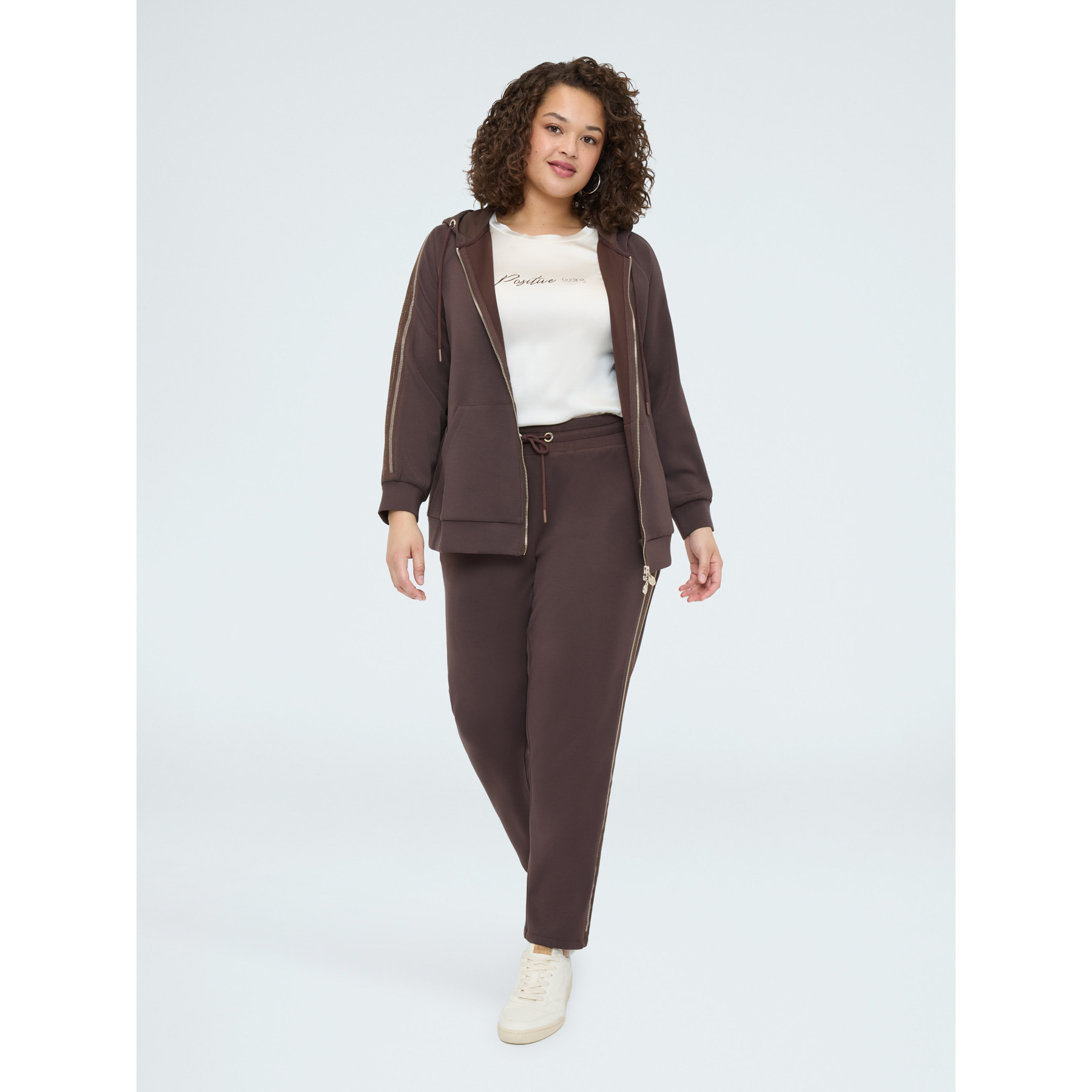 Fiorella Rubino - Joggers in scuba con banda hotfix - Marrone