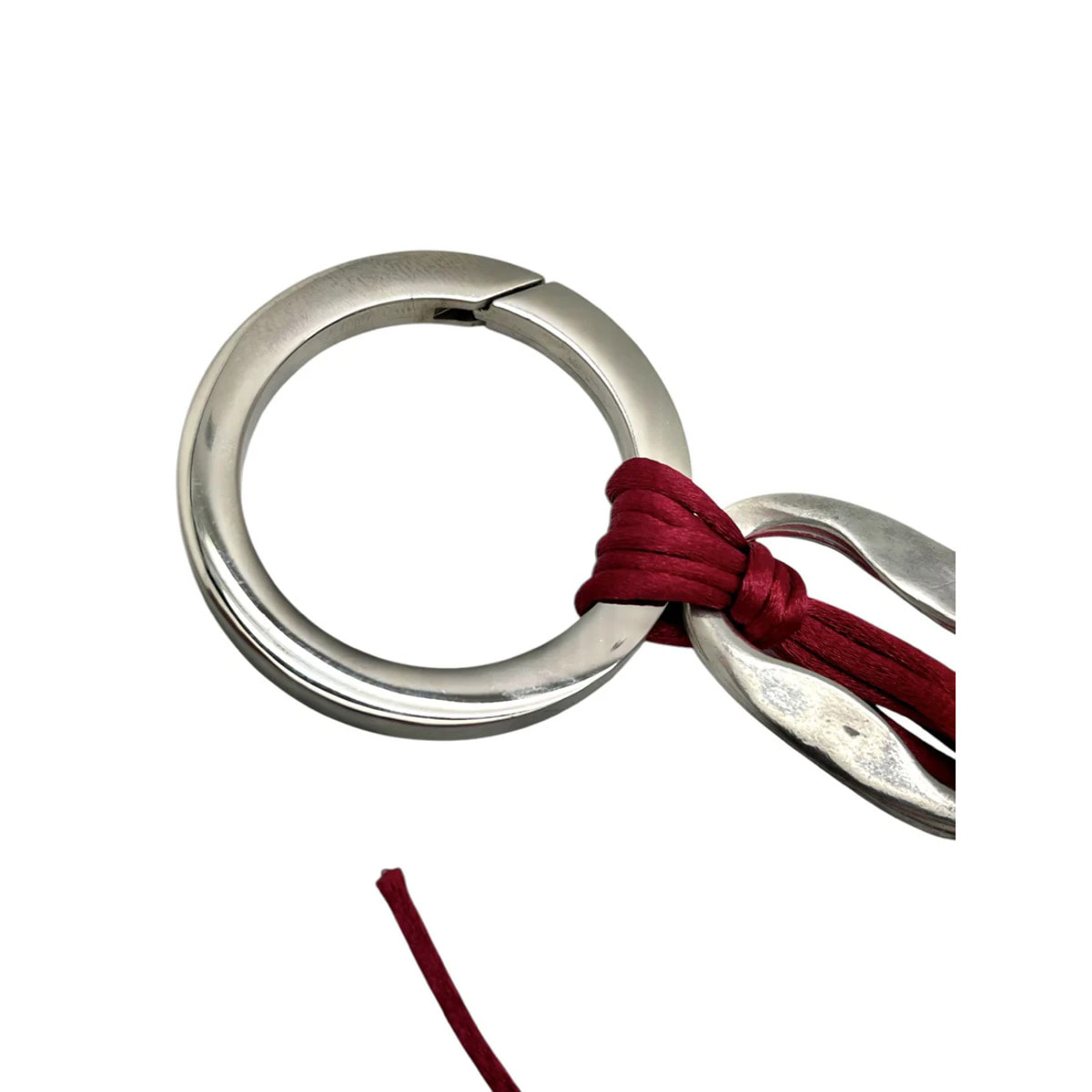 Cuelgabolso_llavero Kiss charms y bolas en rojo