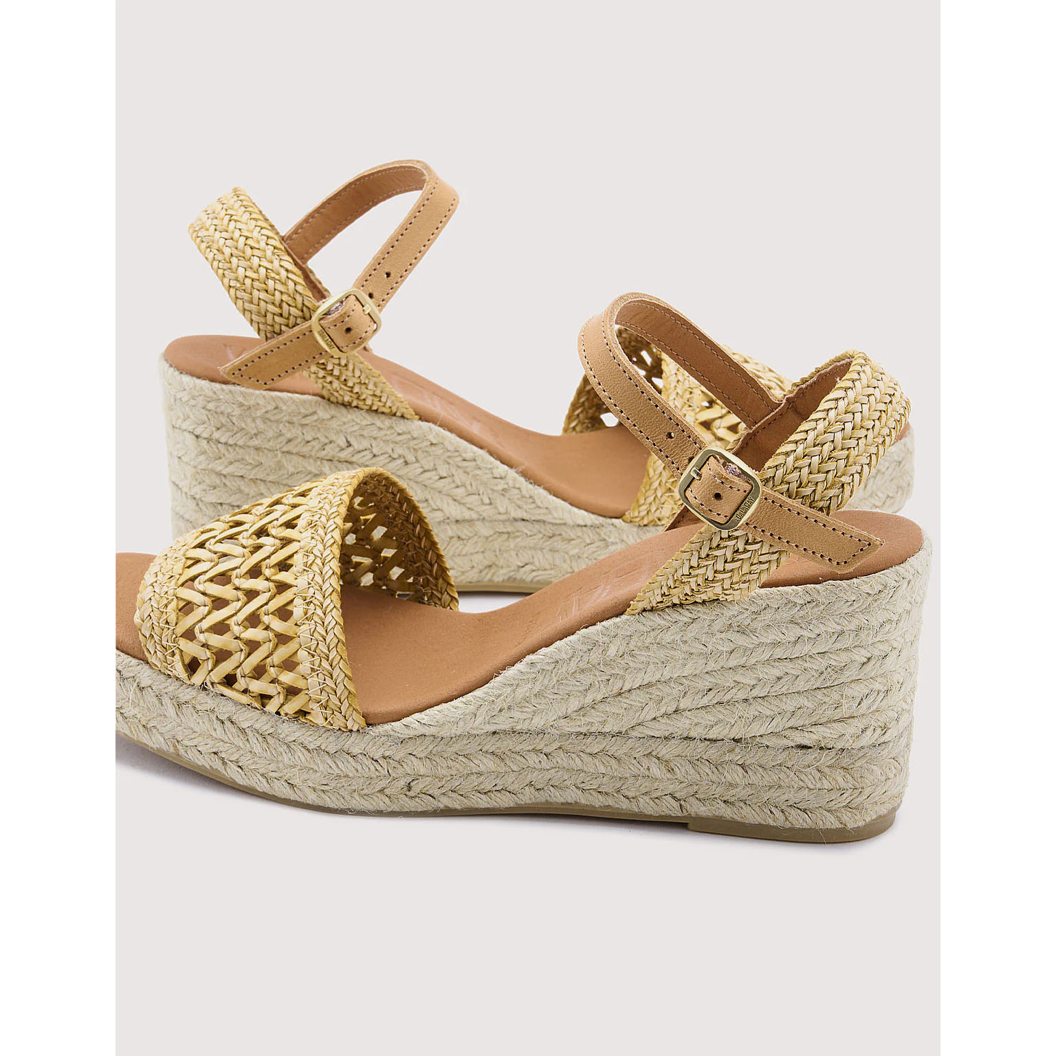 Cuña Amarilla - Hesna