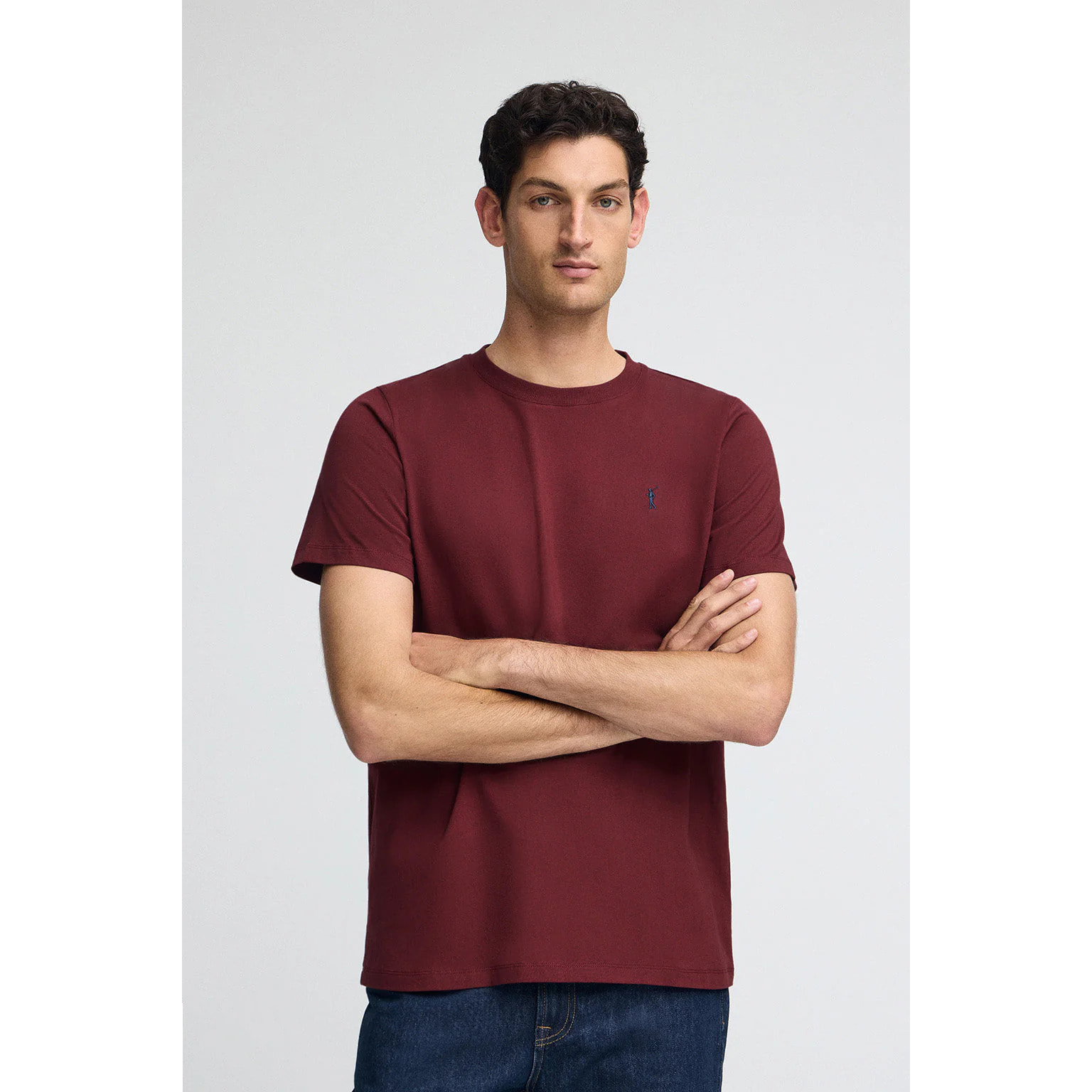 Camiseta granate con cuello redondo y bordado Rigby Go