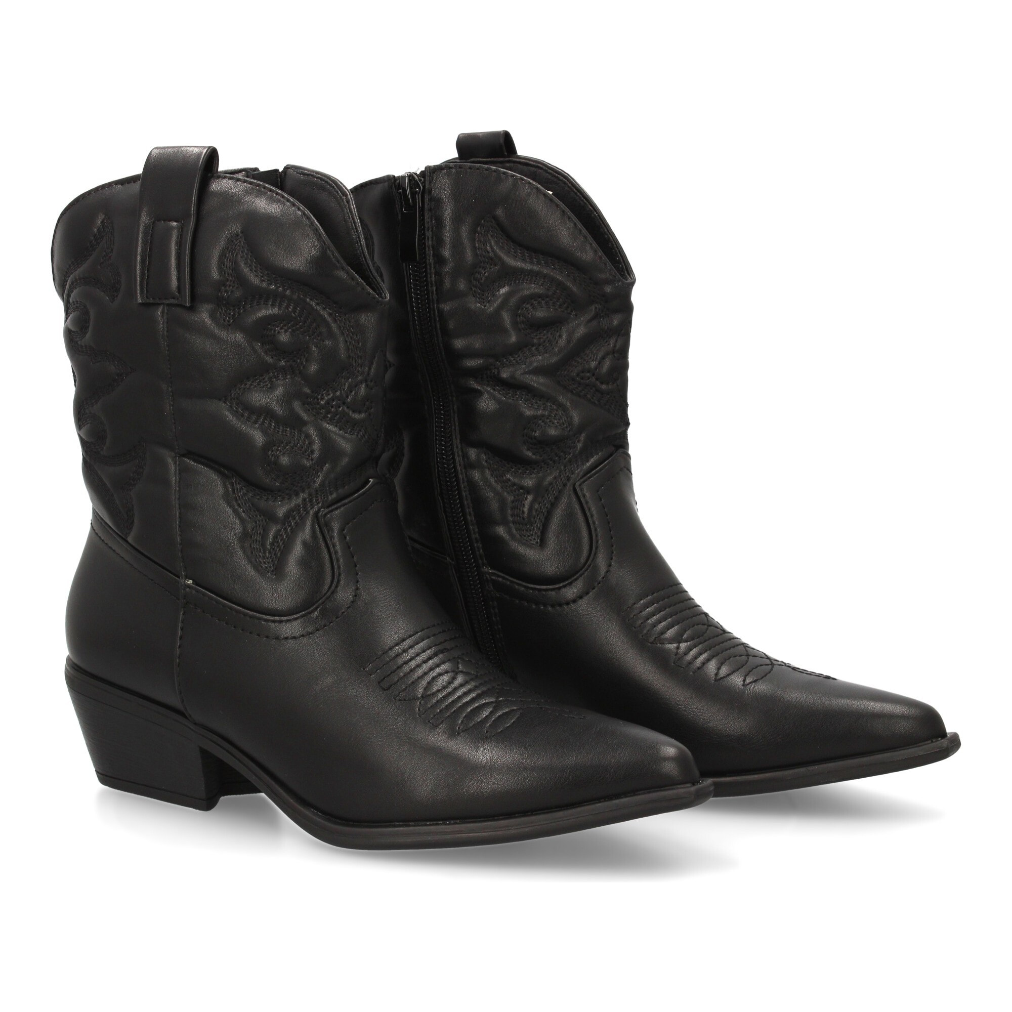 Botín cowboy con grabados en la caña