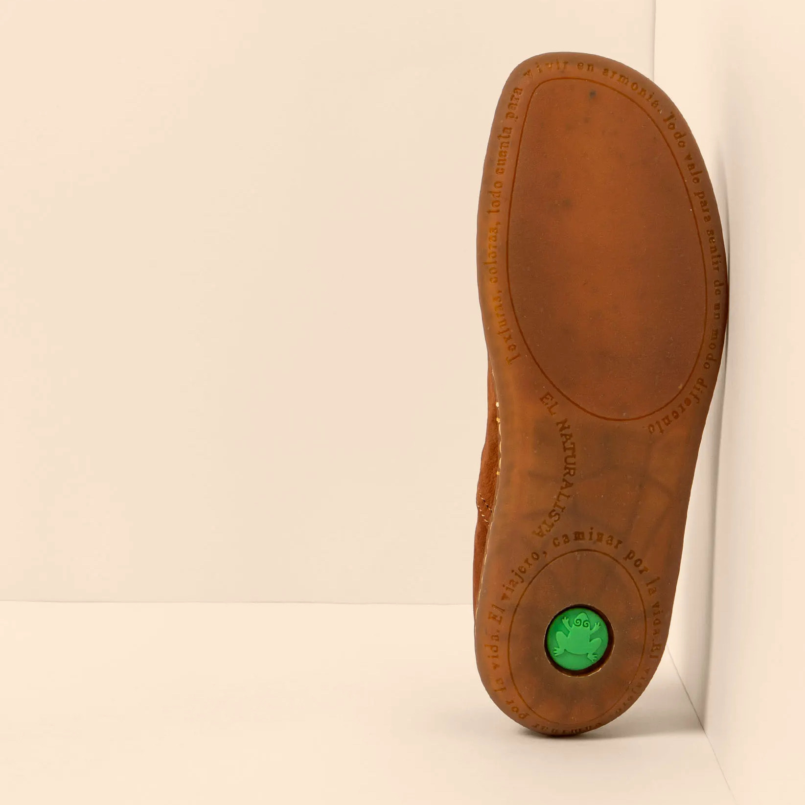 Zapatos N275 NOBUCK LAVADO CUERO/EL VIAJERO color Cuero