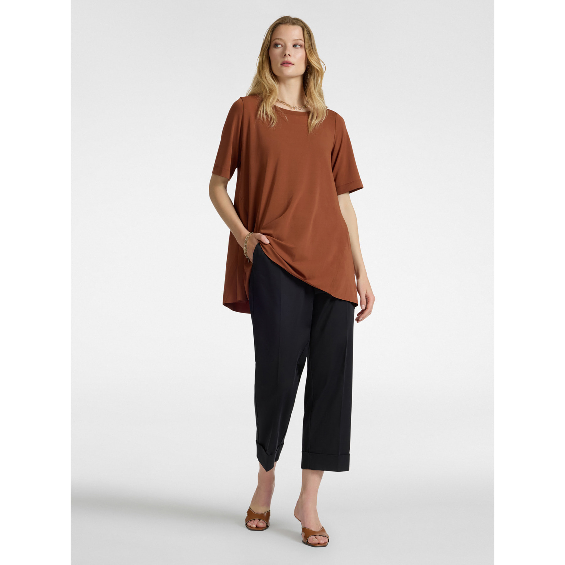 Elena Mirò - T-shirt lunga in jersey crêpe - Marrone