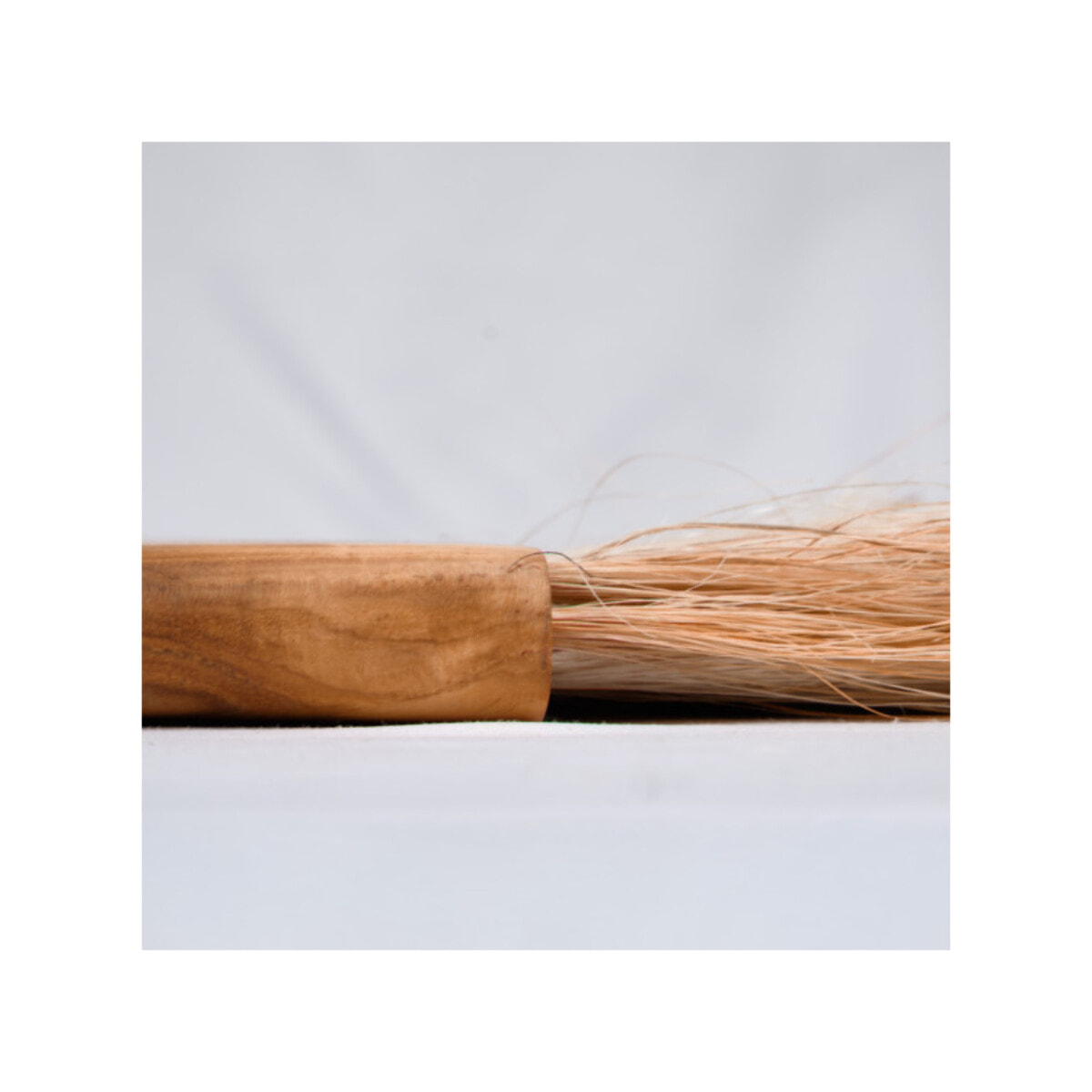 Brosse de nettoyage à anneau en fibres de coco et bois de teck - DARLA