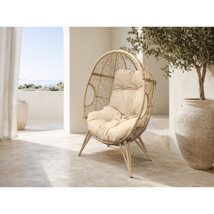 Fauteuil œuf sur pied en résine beige effet rotin JIMMY