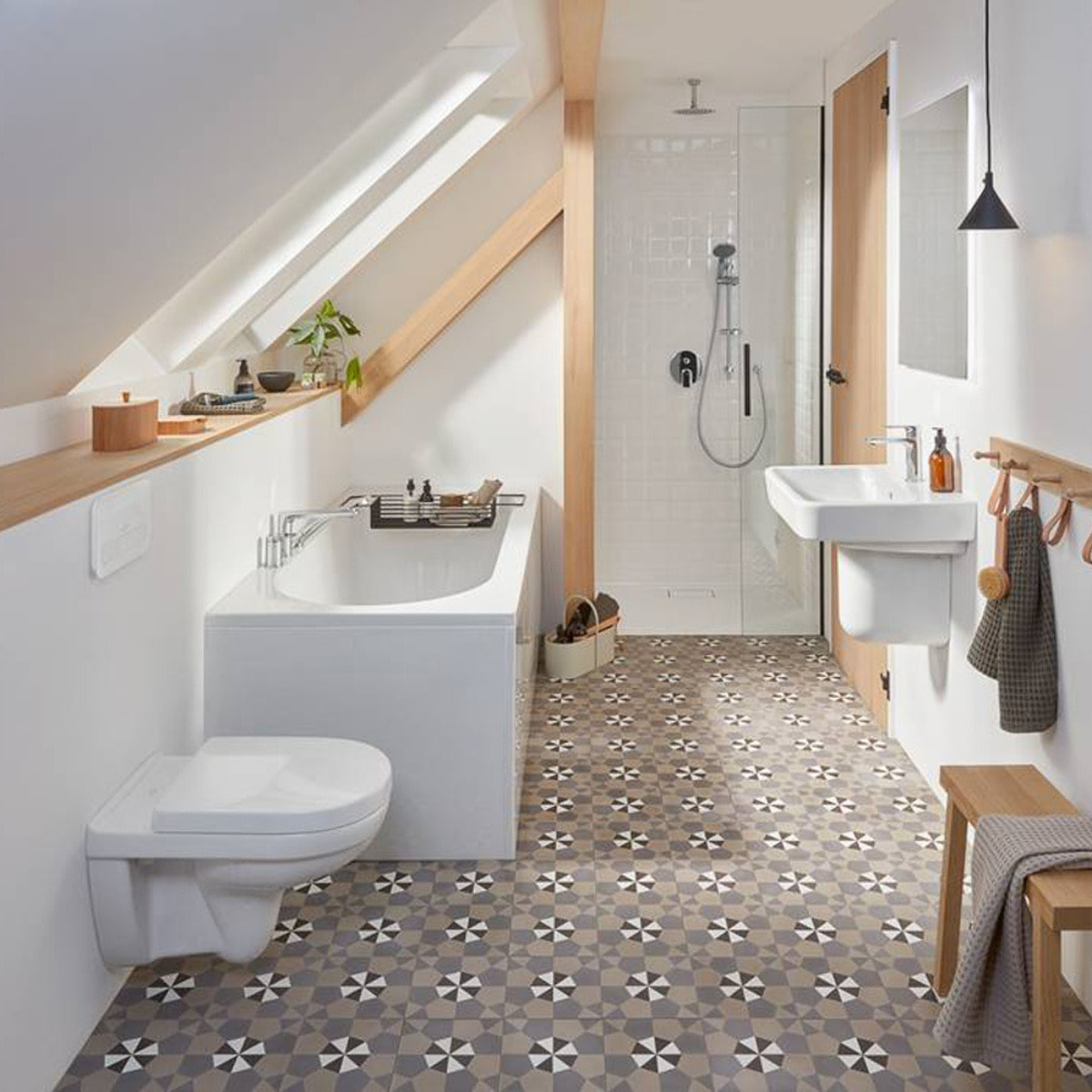 Pack WC Bati-support Geberit Duofix + WC Cuvette a fond creux sans bride O.novo Villeroy & Boch + Abattant softclose + Plaque bl