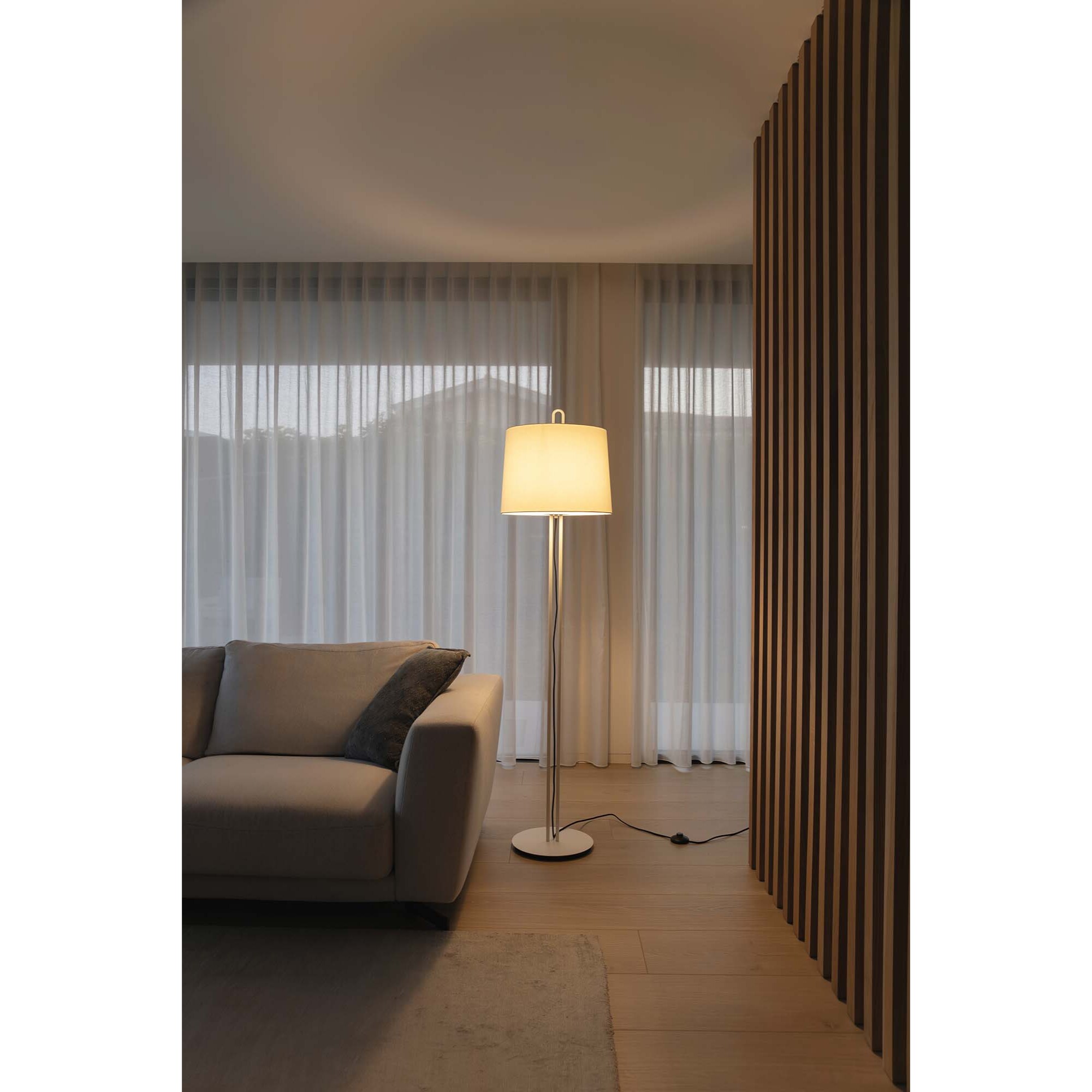 MONTREAL Lampada da terra bianca/beige