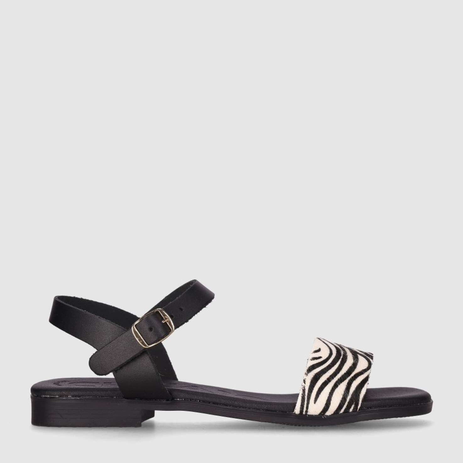 Sandalias de Piel - Negro - Tacón: Bajo