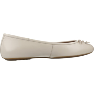 Bailarinas Mujer de la marca GEOX  modelo D PALMARIA B BEIS