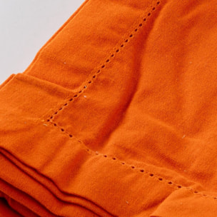 Tovaglia in cotone ajour elegante e raffinata, tessuto morbido e resistente, ideale per tavola quotidiana e occasioni formali, design versatile e curato, facile da lavare e stirare, certificata sicura per uso alimentare