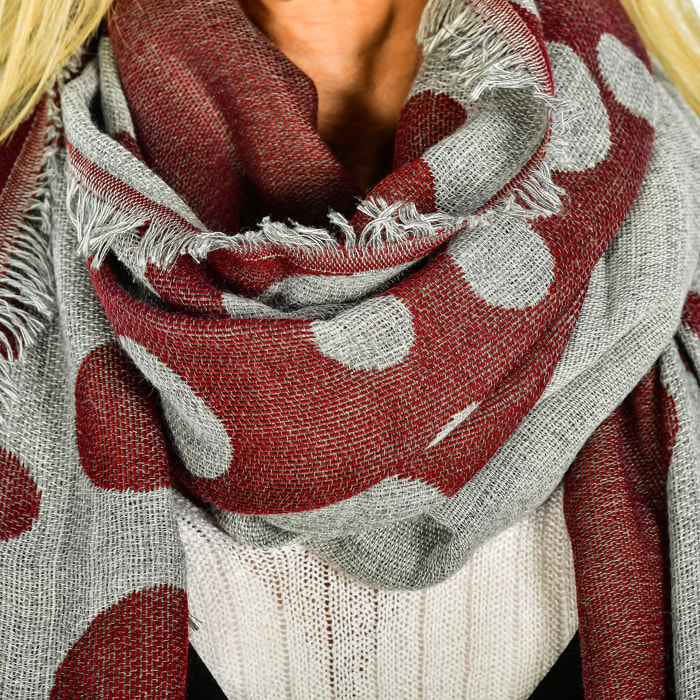 Fular sciarpa con design cerchi doppia bavero in modal e lana. Made in Italy.