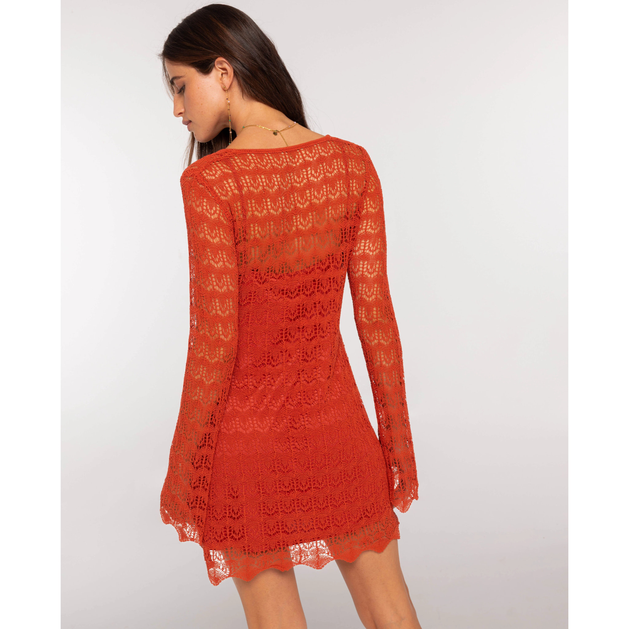 Vestido corto de punto calado