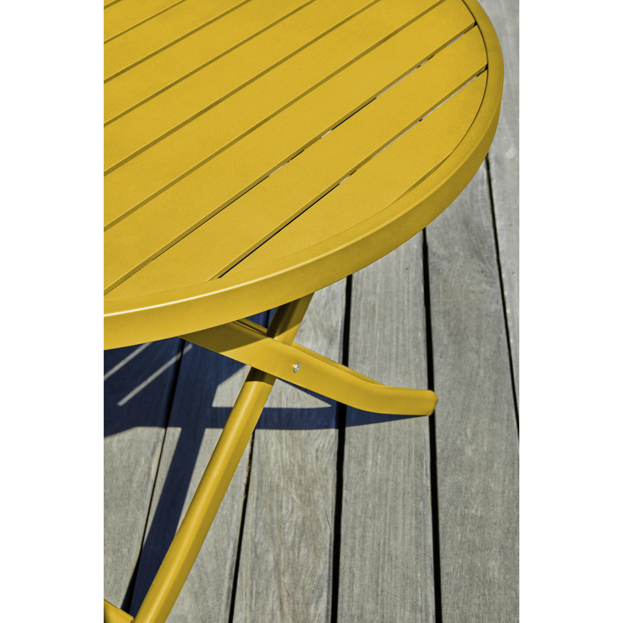 MARIUS - Ensemble repas de jardin 4 places en aluminium jaune moutarde