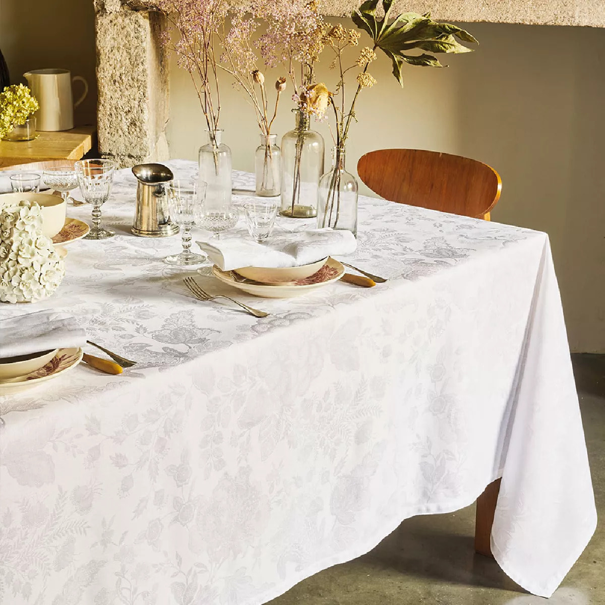 Nappe anti tache lin & coton motif jacquard Mille giverny blanc