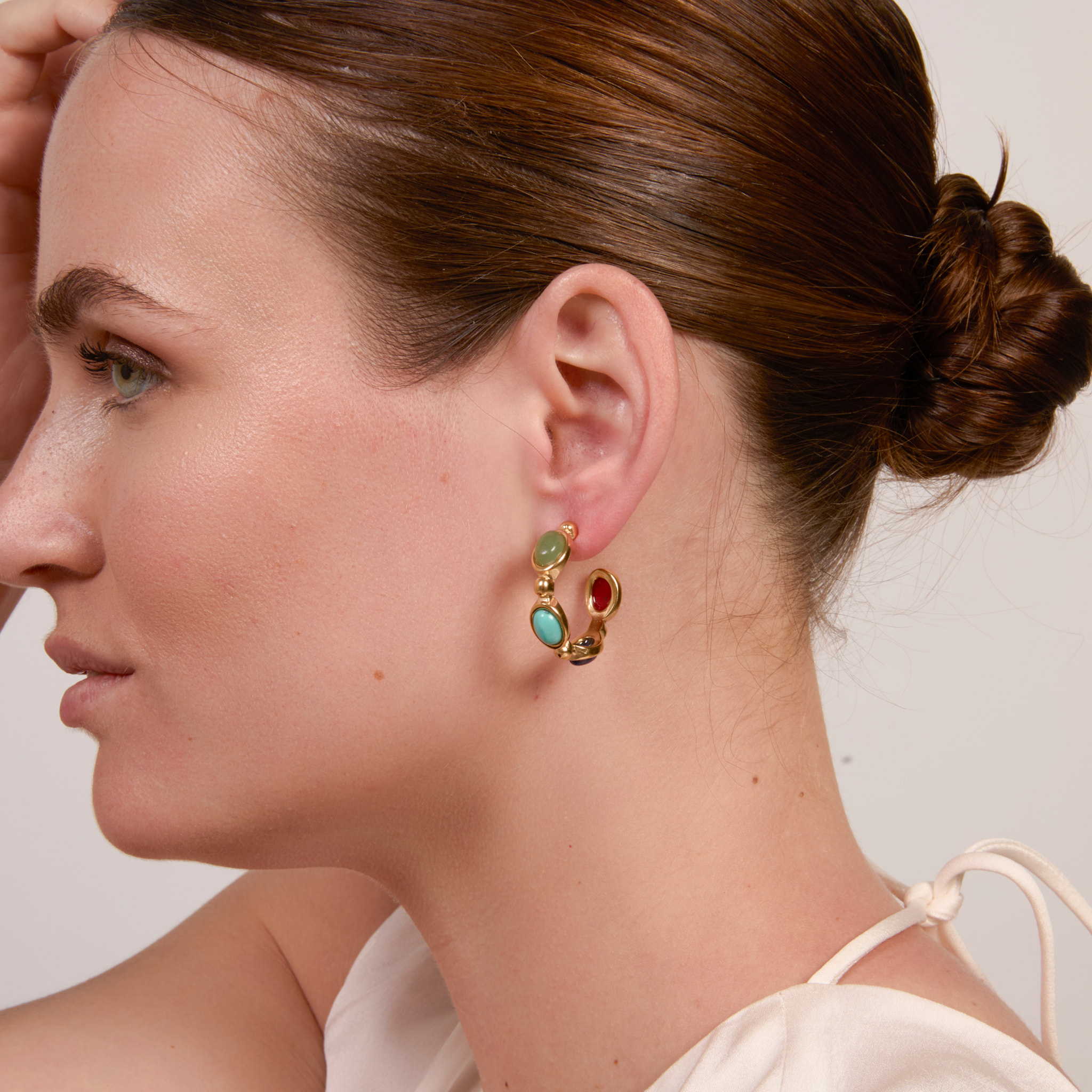 Pendientes Baelbo acabado oro amarillo 18k