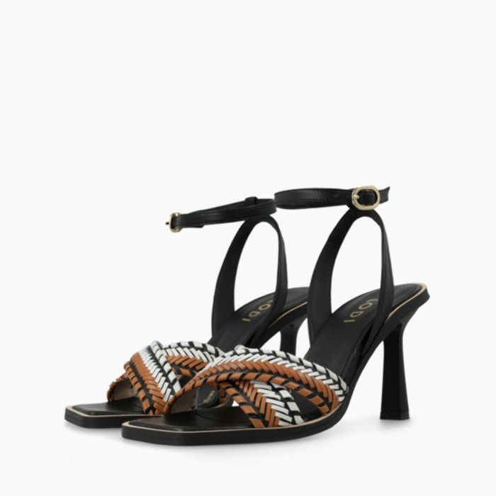 SANDALIAS NEGRAS WERUNE