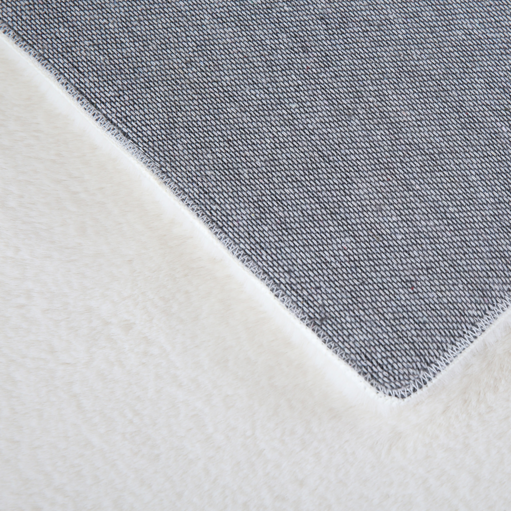 BARROW - Tapis rond en fausse fourrure doux uni Creme