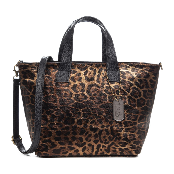 Borsa tote Cassandra da donna. Vera pelle scamosciata, stampa animalier leopardata, lacca lucida.