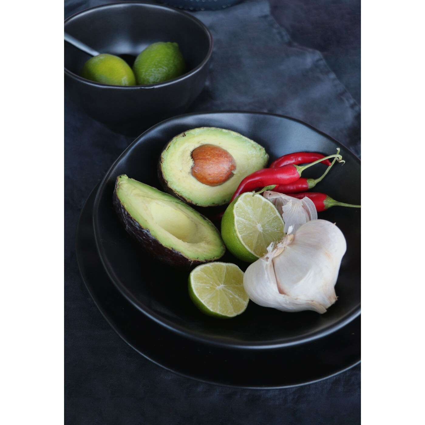 Assiettes creuses Organic noires 20cm set de 4 Kare Design