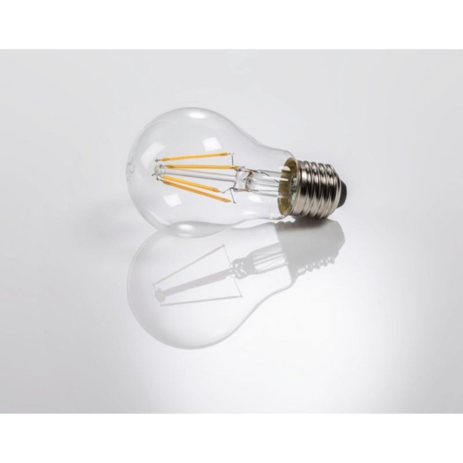 Ampoule XAVAX LED E27 6.5W CLA x2