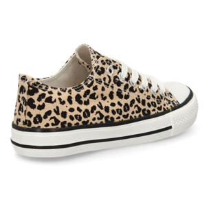 Zapatilla Plana de Lona con Cordones