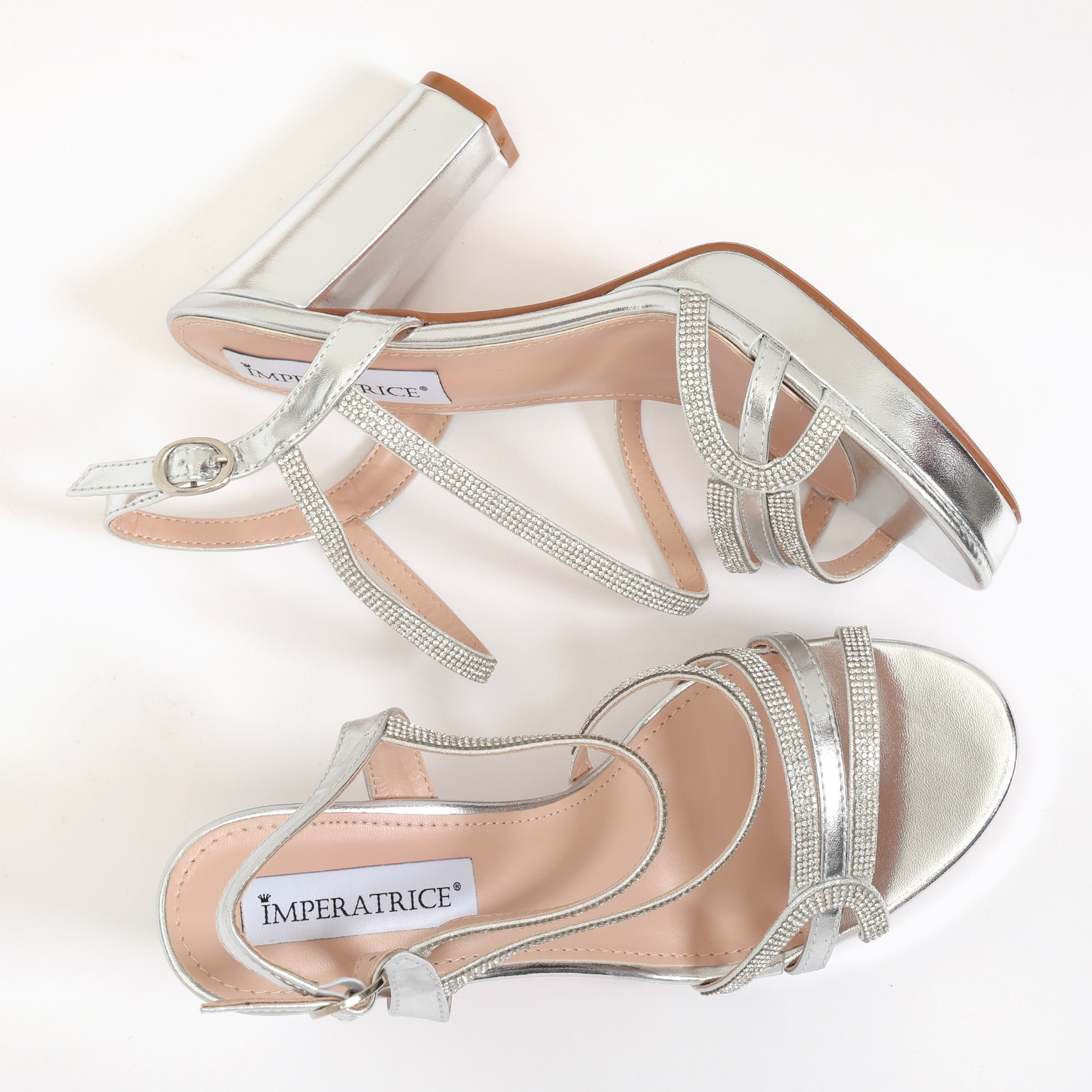 Sandali in simil pelle con tacco alto comodo e fasce ricoperte di strass