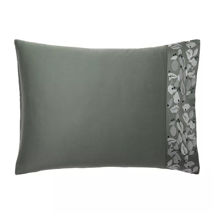 Taie d'oreiller satin de coton brodé vert Cayla cedre