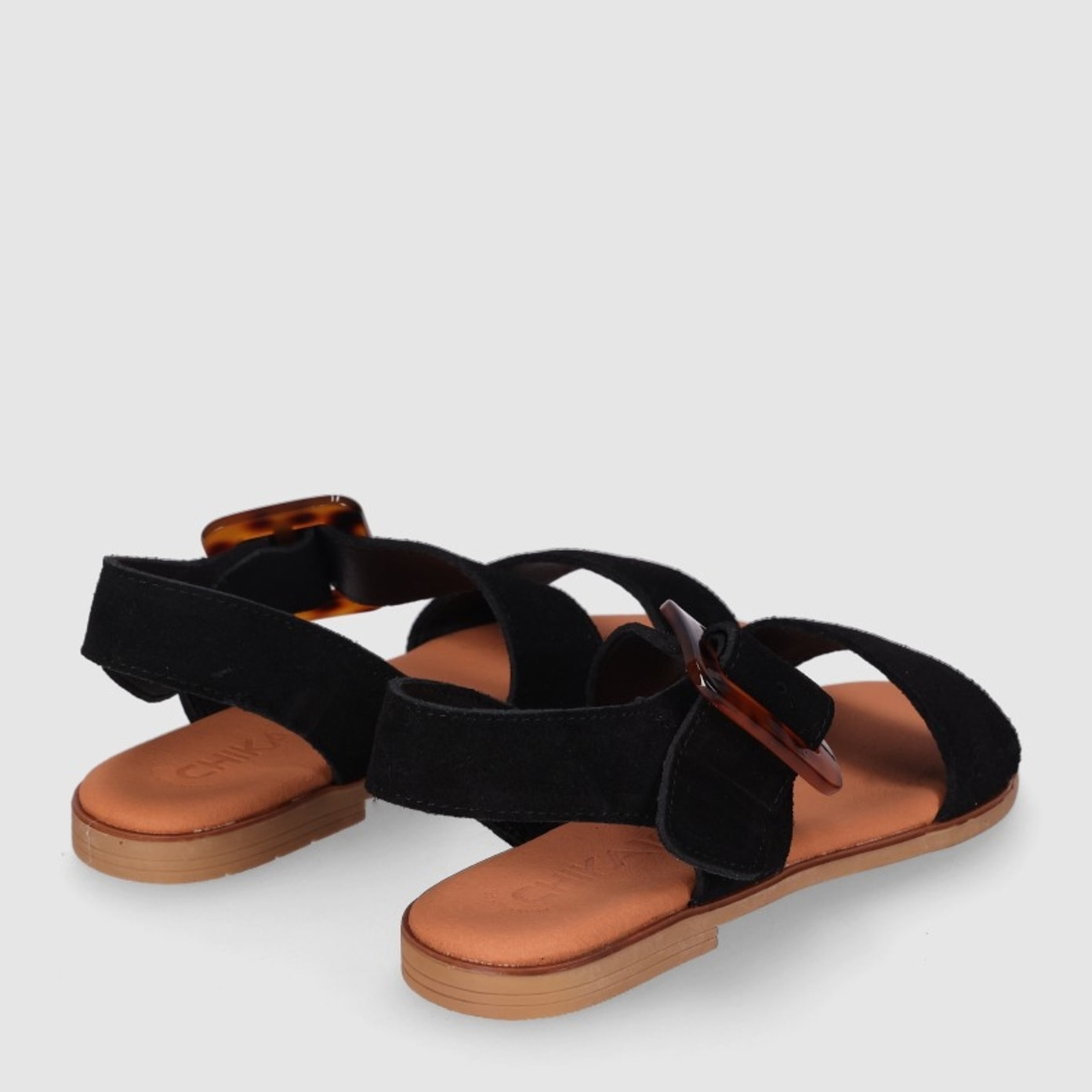 Sandalias de Serraje - Negro - Tacón: Bajo