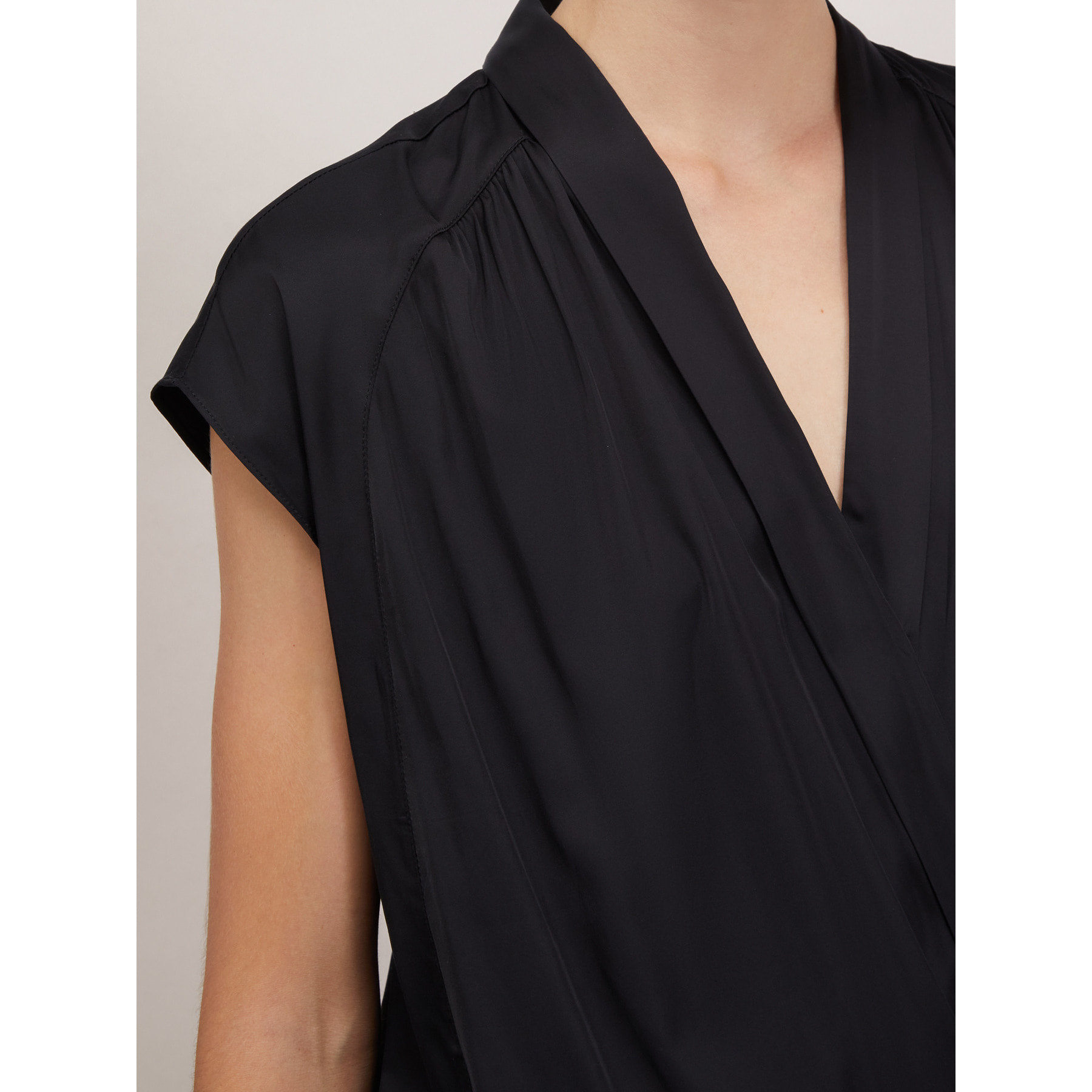 Motivi - Blusa kimono in raso - Nero